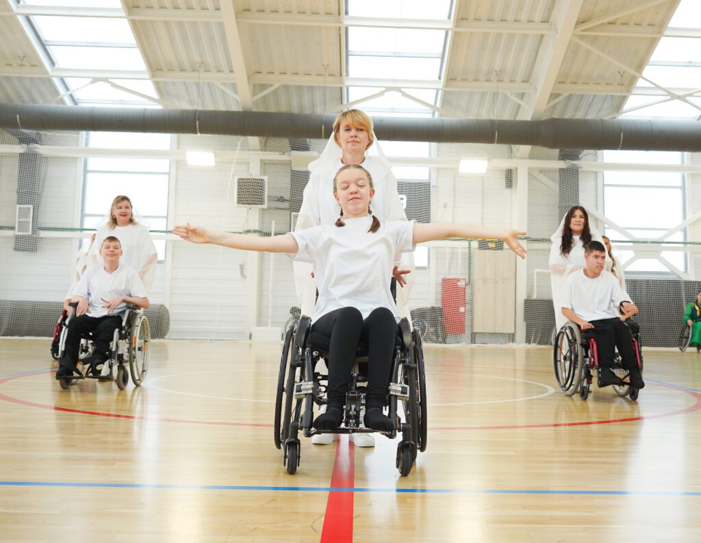 The Nationwide Charitable Foundation «Yardam-Help» : The anatomy of a social miracle